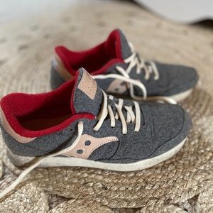 Men’s Saucony Felt Sneakers